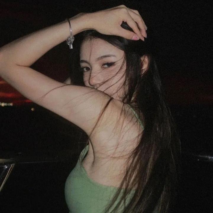所以......和黑粉结婚了